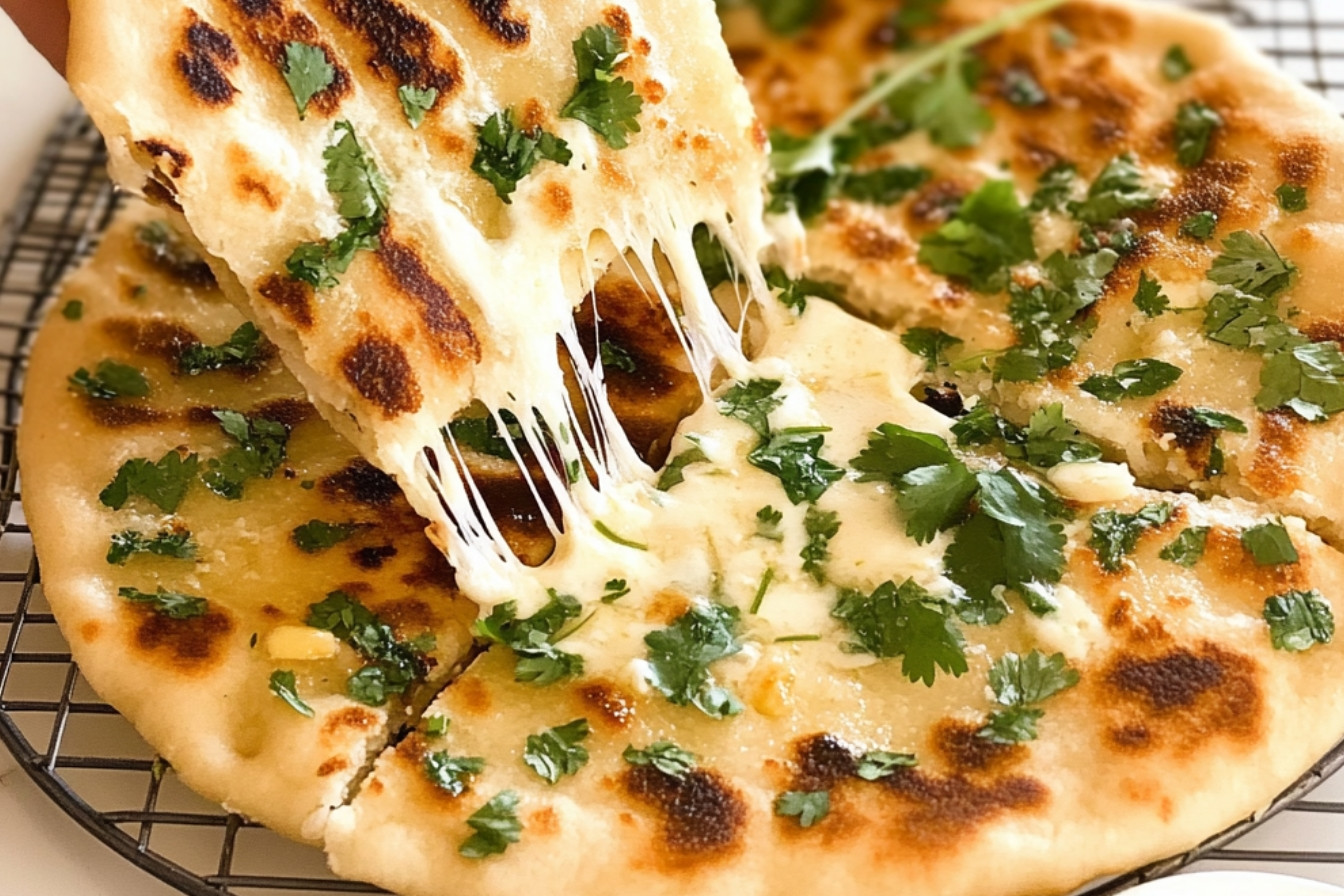 1naan-farci-au-fromage-et-a-lail-gourmand