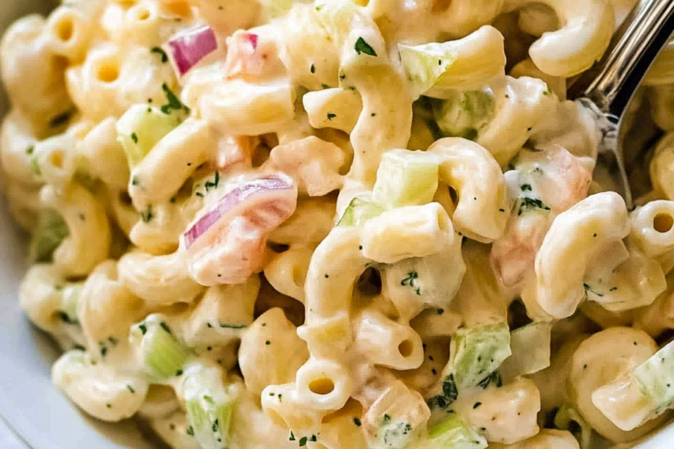 1salade-de-macaroni-cremeuse-et-savoureuse