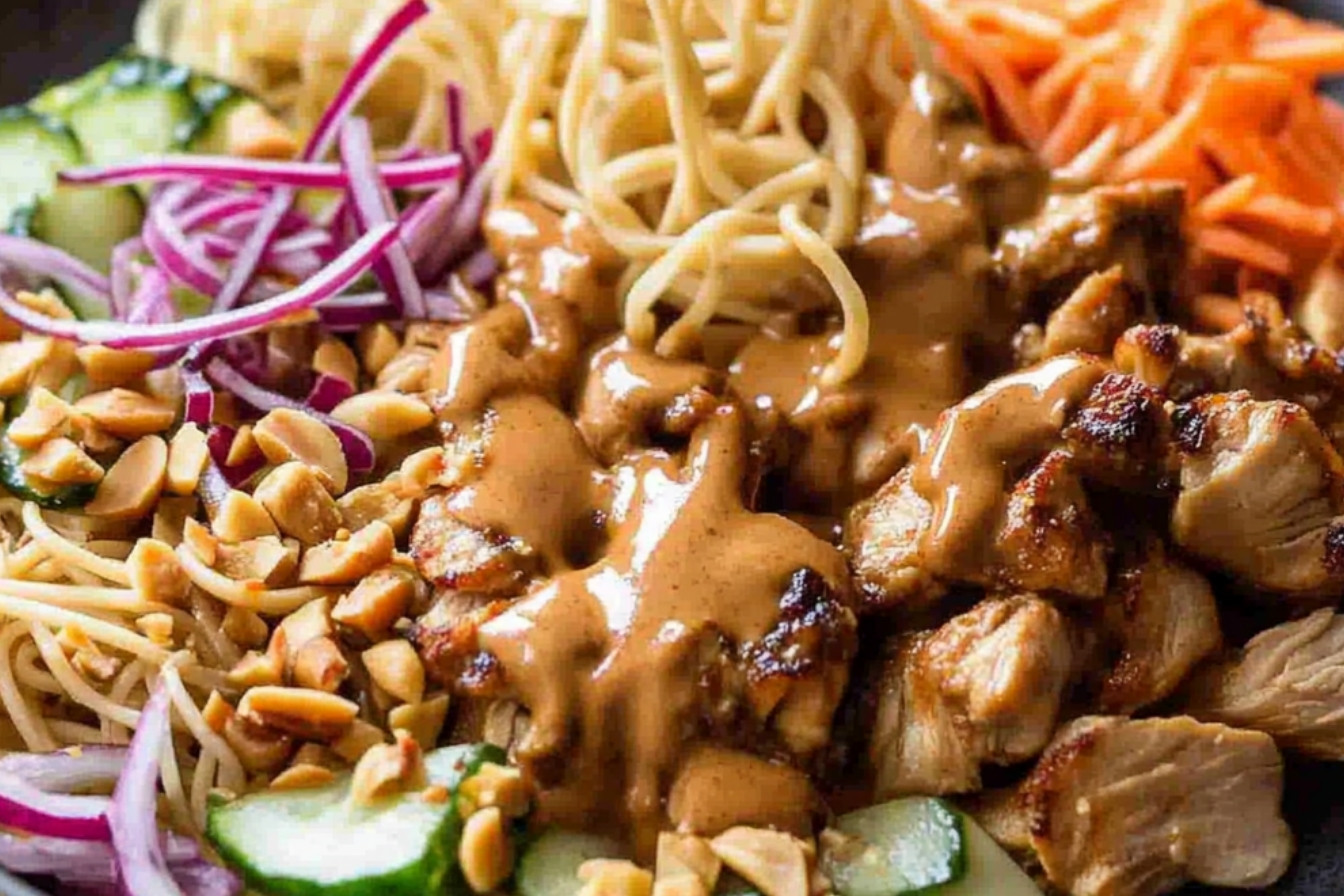 1salade-de-nouilles-au-poulet-satay-irresistible