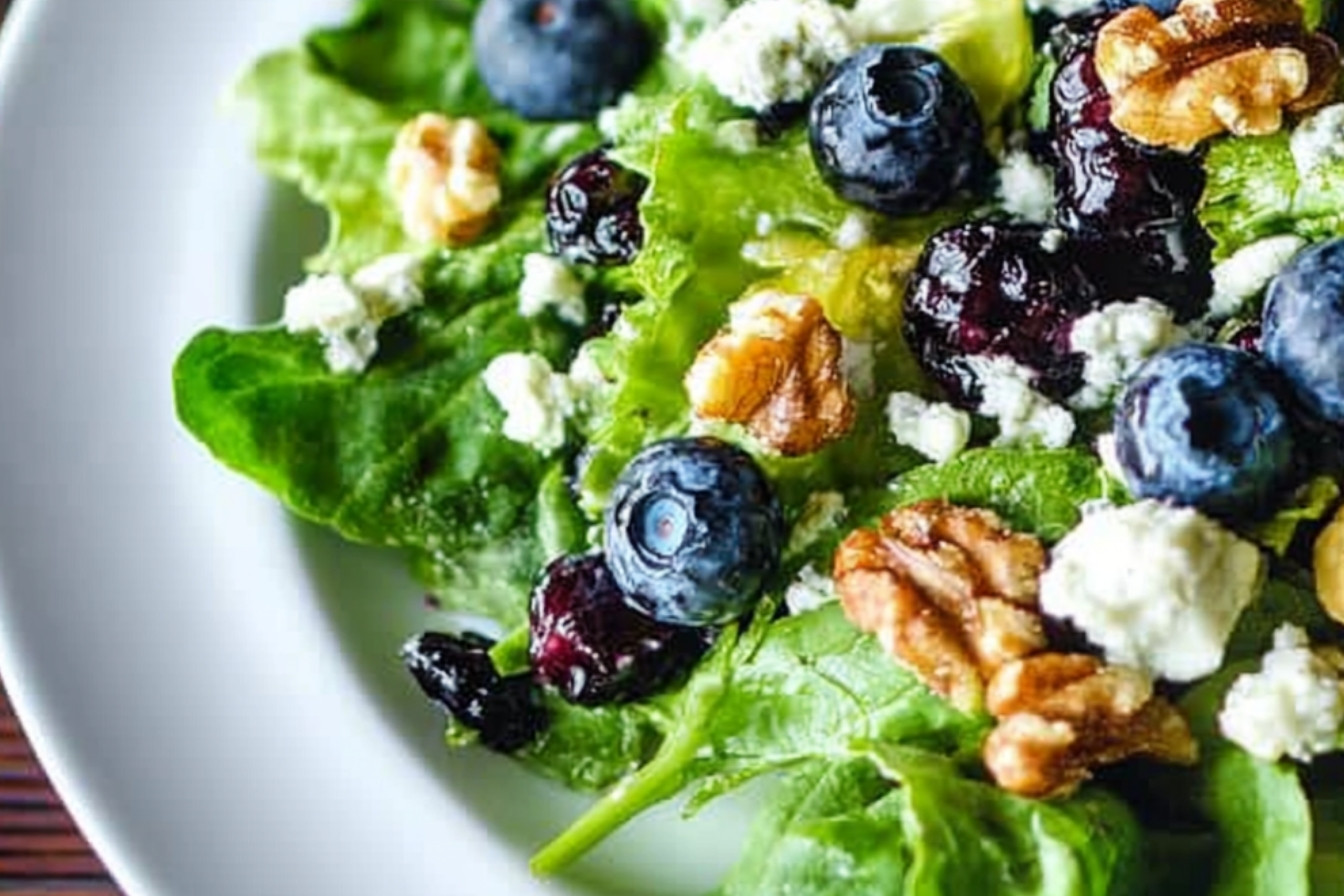1salade-simple-aux-myrtilles
